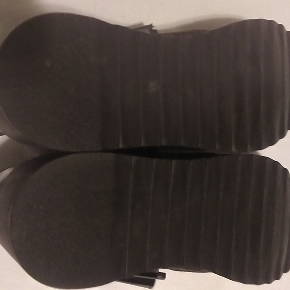 Free The People - Picture 5 of 9